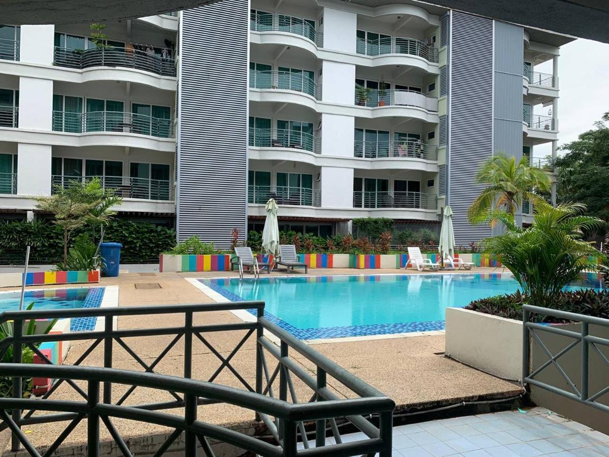 Padang Mat Sirat Perdana Serviced Apartment & Resorts מראה חיצוני תמונה